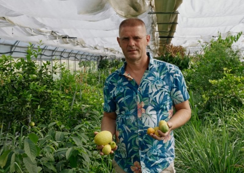 'Dulum zemlje' nas u četvrtoj epizodi vodi na gospodarstvo Ivana Šuloga u Donju Bistru, gdje uzgaja egzotično voće i ne prestaje tragati za novim izazovima