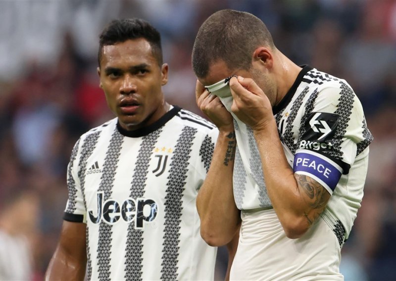 Šok i nevjerica u Torinu nakon što je Juventus zaradio brutalnu kaznu; oduzeto mu je 15 bodova, a čelnici kluba suspendirani su iz nogometa