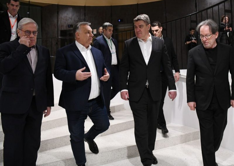 [FOTO] Milanović i Orban na radnoj večeri razgovarali o bilateralnim odnosima