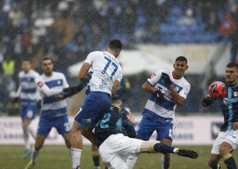 [VIDEO/FOTO] Kakva bi to priča bila; 16-godišnjak zabio gol za Osijek, ali pobjedu domaćih opravdano su uskratili suci