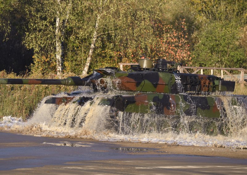 Njemačka šalje Ukrajini Leoparde, Amerikanci Abramse