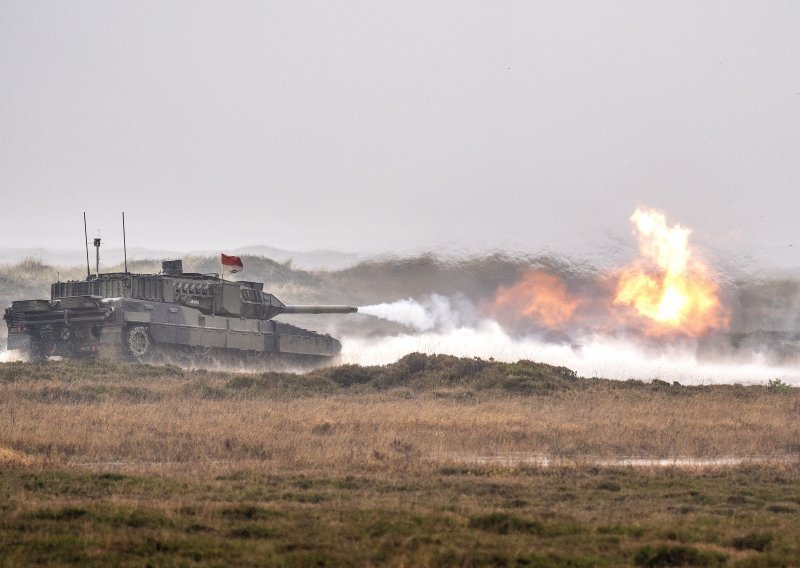 Ukrajina će u prvom valu dobiti 120 do 140 tenkova