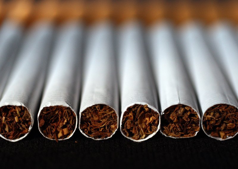 Šestorica iz Dubaija preko luke Ploče prošvercala milijune cigareta