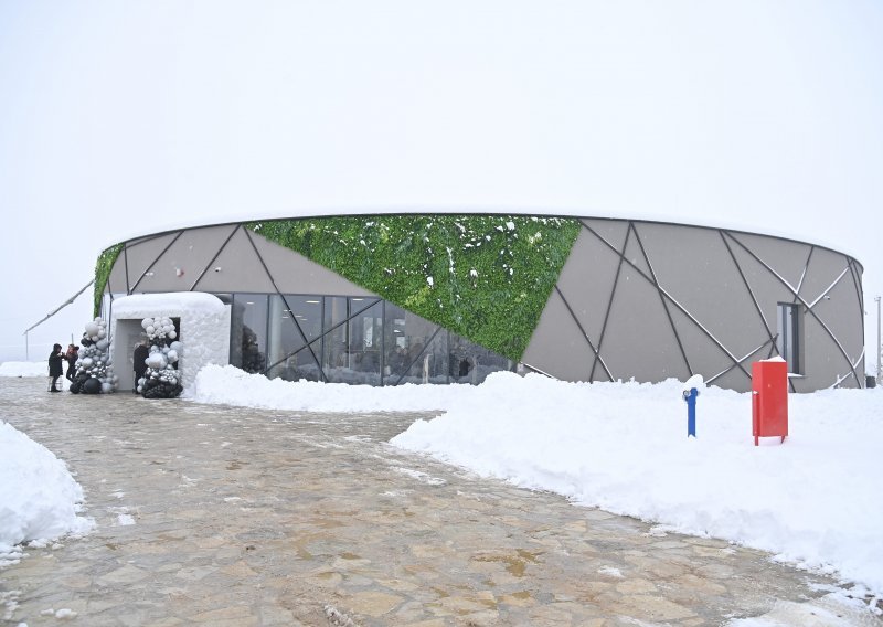 Kod Rakovice otvoren Speleon centar s replikama životinja iz ledenog doba