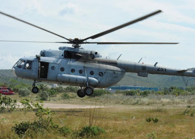 Vojni helikopteri prevezli 17 pacijenata