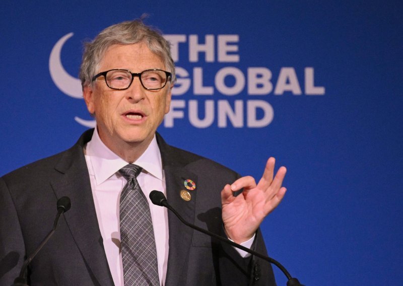 Možda zvuči smiješno, ali je ozbiljna stvar: Bill Gates uložio u start-up koji se bavi podrigivanjem krava