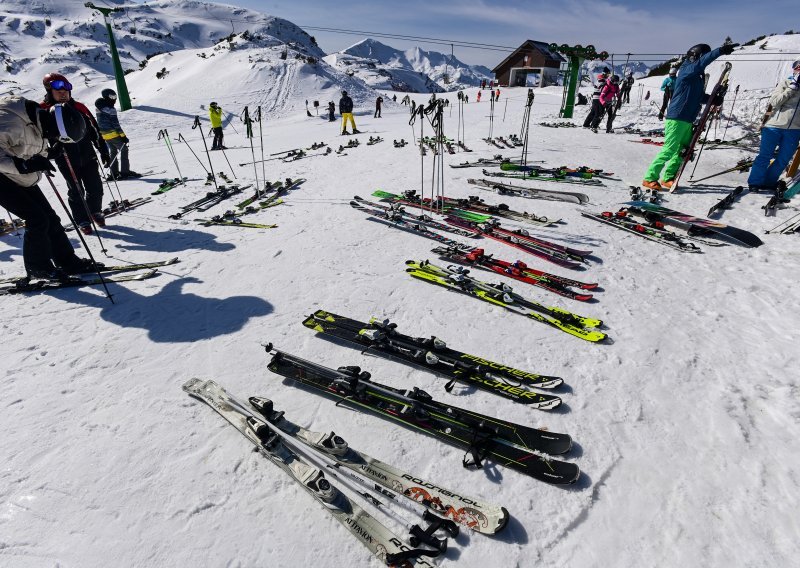 Planirate na skijanje u Sloveniju? Mnoga skijališta rade ograničeno