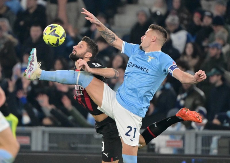 [FOTO] Lazio demolirao aktualnog prvaka; nemoćni Milan je na Olimpicu primio čak četiri gola