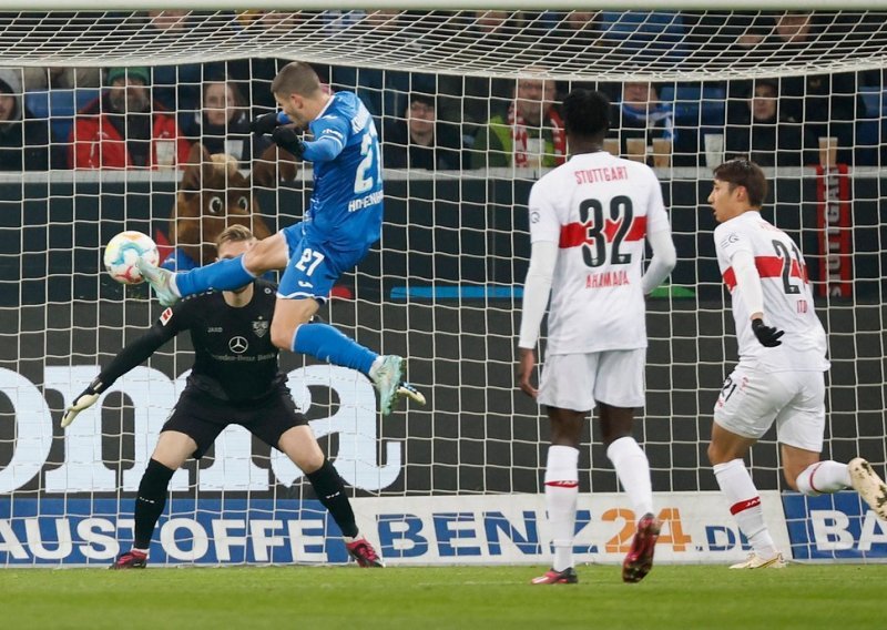 [FOTO] Sjajni Andrej Kramarić utrpao dva gola i spasio Hoffenheim poraza; za konačnih 2:2 zabio je u 94. minuti