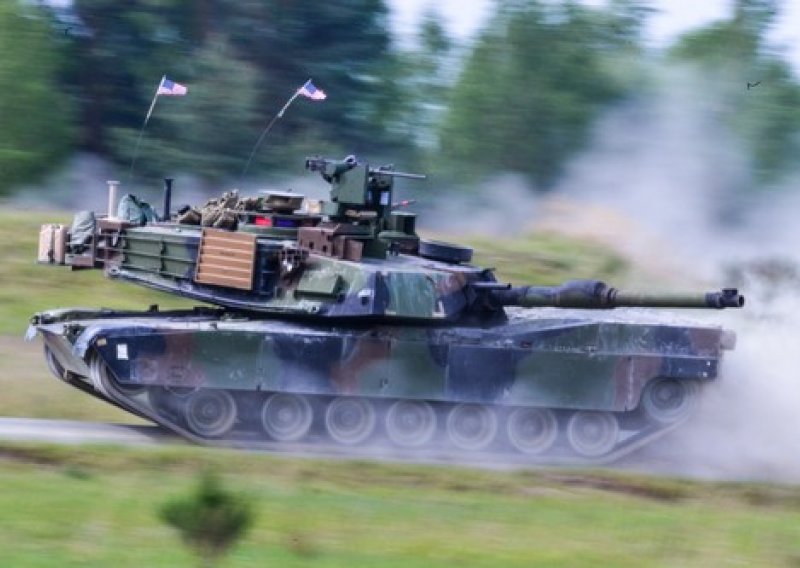 Američki dužnosnici: SAD spreman za slanje tenkova Abrams u Ukrajinu
