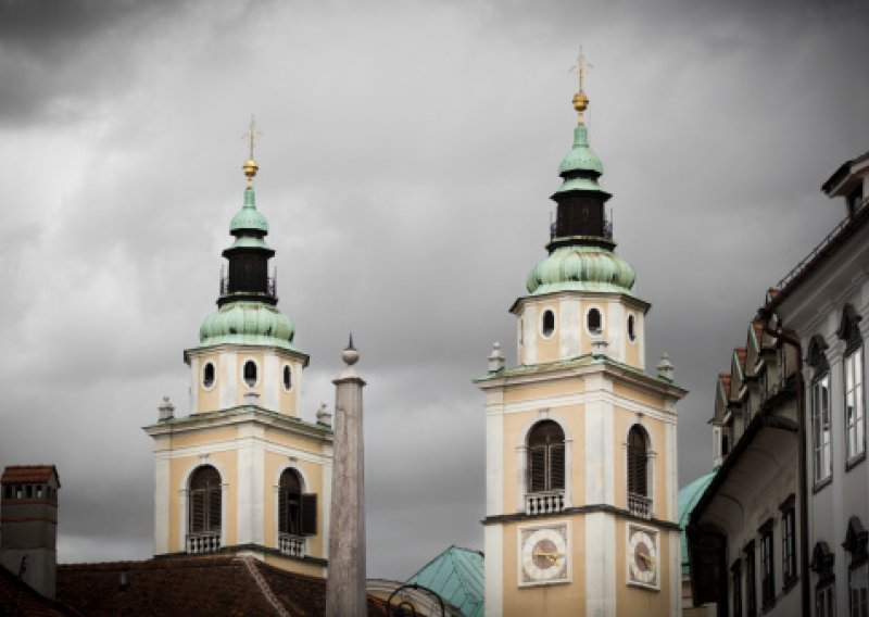 Slovenija uvodi porez i vjerskim zajednicama