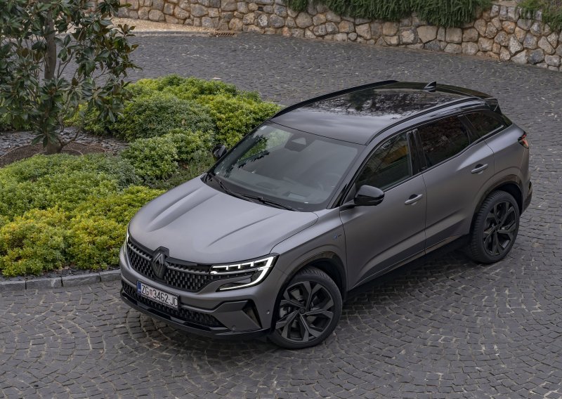 [FOTO/VIDEO] Isprobali smo novi Renault Austral; Evo prvih dojmova o ovom kompaktnom SUV-u C-segmenta