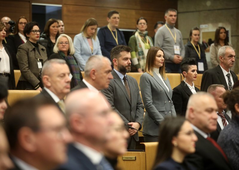 Izabran Dom naroda BiH i dovršena uspostava vlasti na razini države