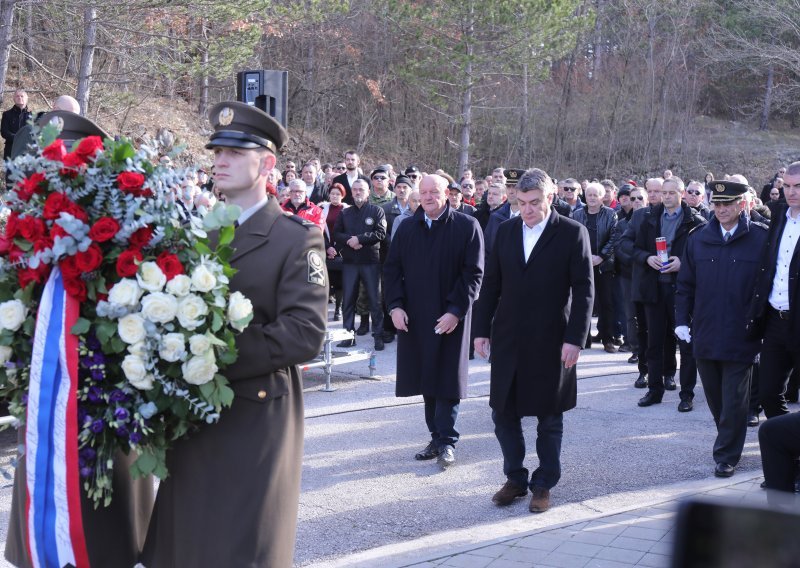 [FOTO] Milanović o vojnoj akciji 'Peruća': 'Nošena je iz srca hrabrošću, ali i planirana glavom. Spasila je puno života'