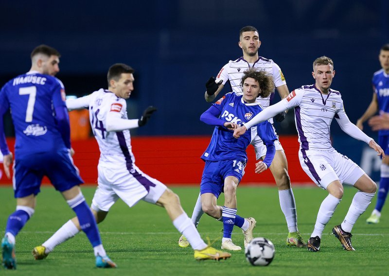 [FOTO/VIDEO] Dinamo nakon furioznog početka pobijedio Lokomotivu teže od očekivanog! Pogledajte golove koji su Modrima donijeli bitna tri boda