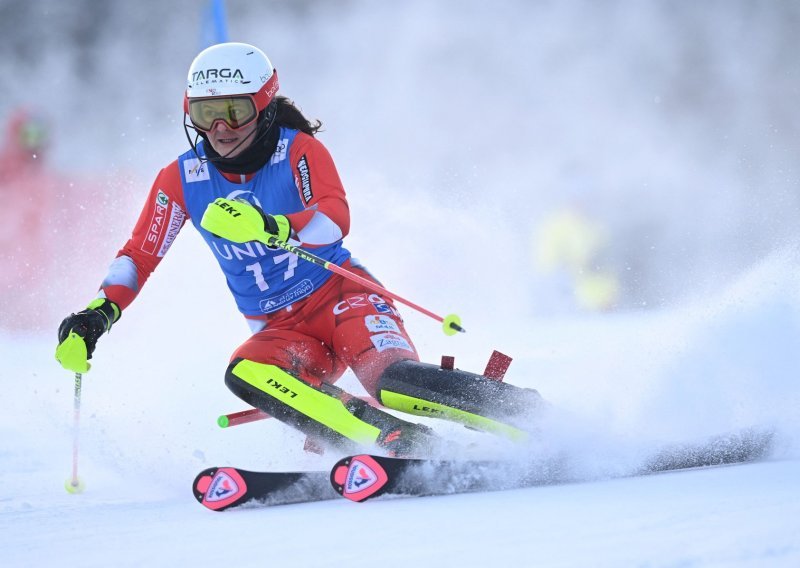 [FOTO] Senzacionalne Hrvatice ispisale povijest našeg skijanja! Zrinka Ljutić popela se na postolje, Leona Popović isto sjajna