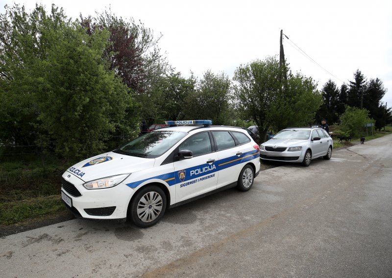 Policija objavila detalje divljanja Slovenca kod Pule: Pijan motociklom pokušao pregaziti policajca, vozio suprotnim smjerom...