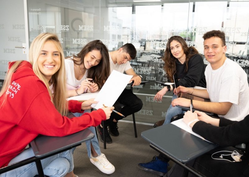 Osvoji stipendiju za preddiplomski studij!