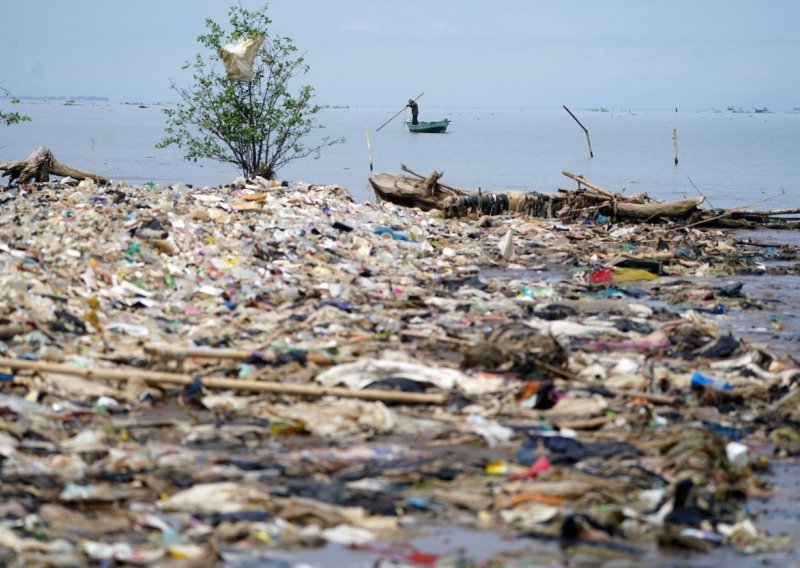 UN predlaže smanjenje plastičnog otpada za 80 posto do 2040.