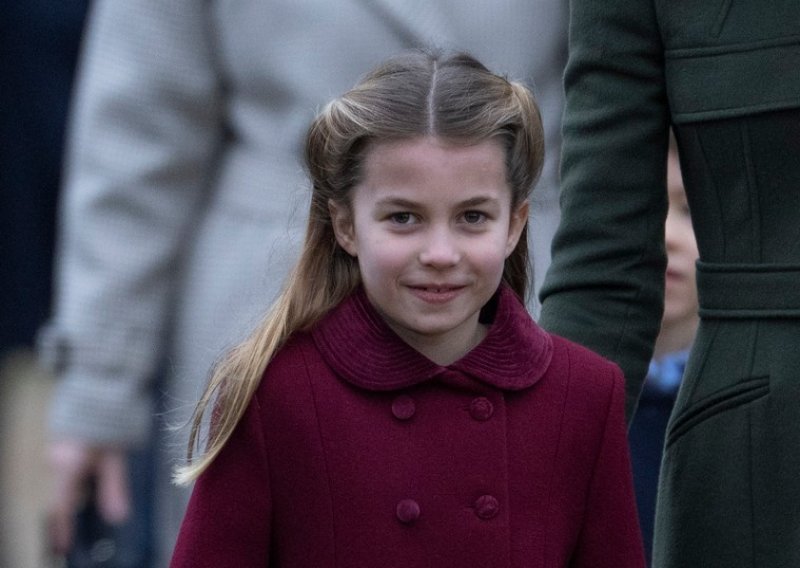 Kate i William dugo su razmišljali kako će odgajati princezu Charlotte; je li odluka koju su donijeli i najbolja za nju?