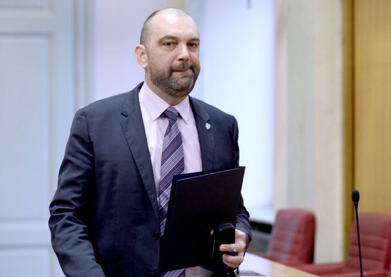 Državni tajnik Šiljeg: Nema opravdanja za poskupljenje vode u Zagrebu