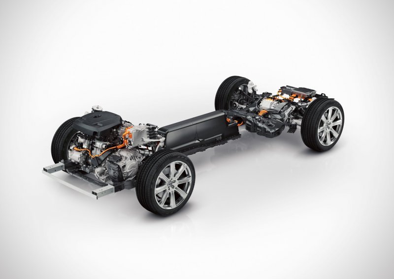 Novi Volvo XC90 imat će 400 KS; trošiti 2,6 litara na 100 km!