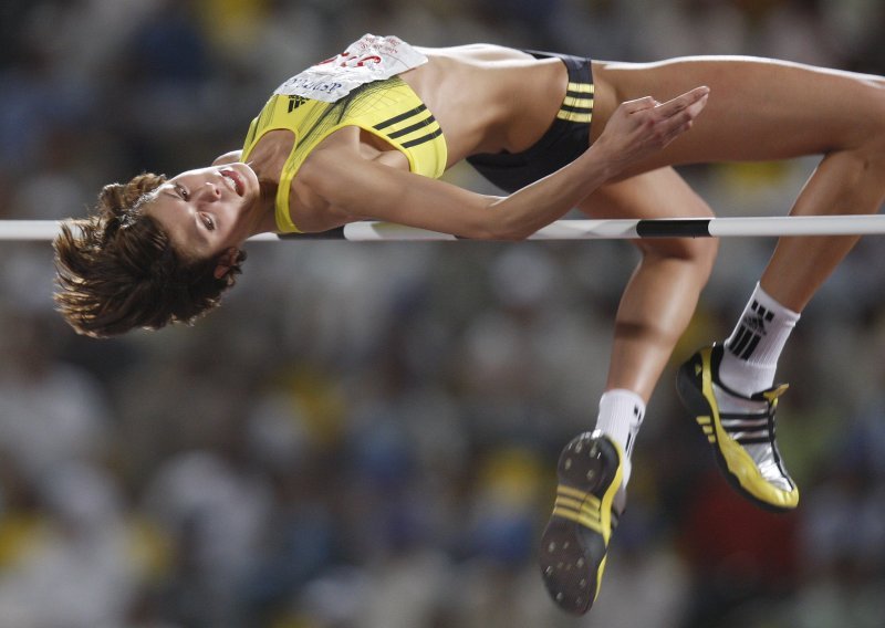 Vlasic wins Diamond League meet in Paris