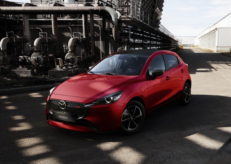 [FOTO] Osvježen gradski mališan Mazda2 : Novi vanjski i unutarnji dizajn, boje karoserije, struktura opreme i 2 posebna izdanja