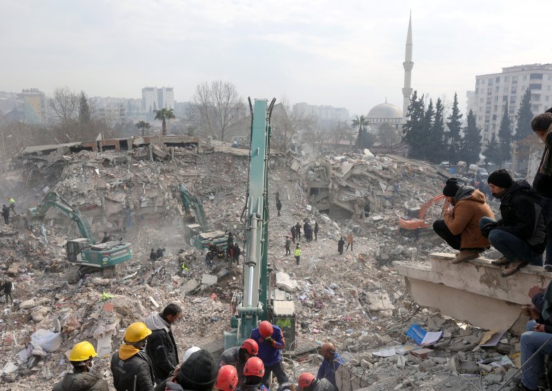Pogledajte rasjed širok 200 metara koji se otvorio zbog snažnih potresa u Turskoj