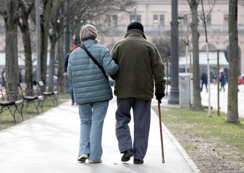Nova studija o demenciji otkriva: Rizik raste ako živite s kroničnom boli