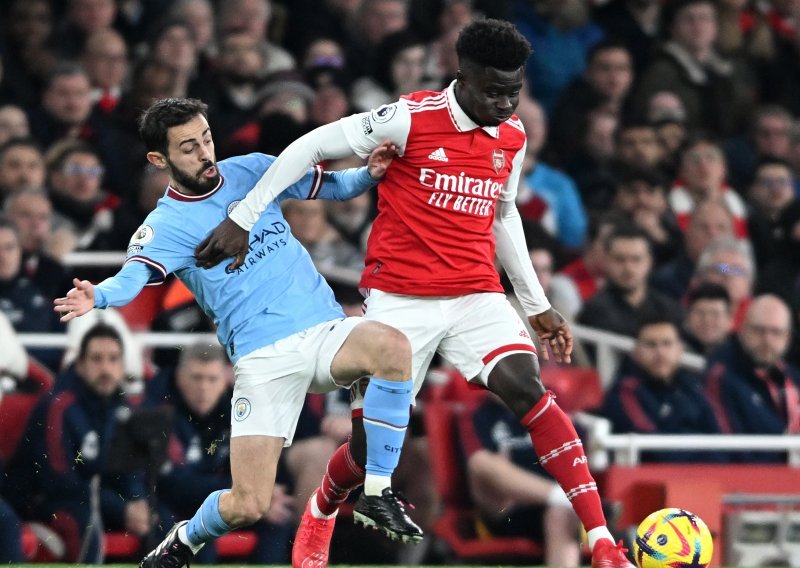 [FOTO] Manchester City pokazao tko je gazda u Engleskoj, usred Londona srušio je Arsenal i preuzeo vrh Premiershipa