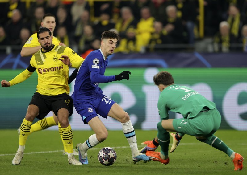 [FOTO] Borussia srušila Chelsea fenomenalnom solo akcijom Adeyemija; Benfica korak do prolaska u četvrtfinale