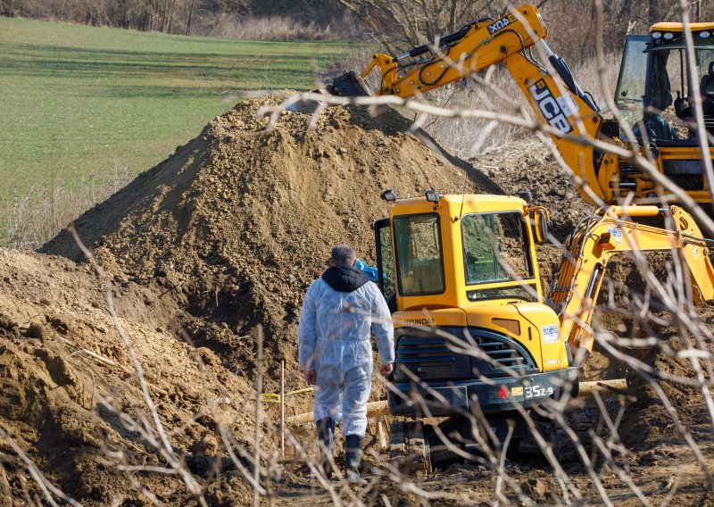 Iskapanja kod Vukovara; pronađeni posmrtni ostaci iz Domovinskog rata, traga se za još 1816 osoba nestalih