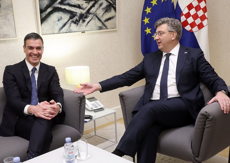 [FOTO] Drugi put u 16 mjeseci u Zagrebu: Španjolski premijer Plenkoviću predstavio prioritete Madrida za predsjedanje EU-om