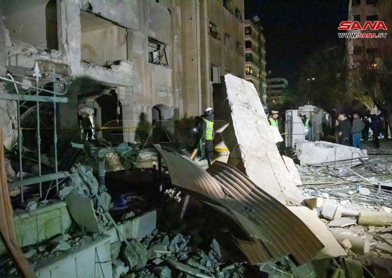 Izraelski projektil pogodio čuvani dio Damaska i ubio 15 ljudi