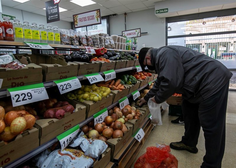 Nakon zastoja u prosincu potrošnja u siječnju realno porasla 1,1 posto