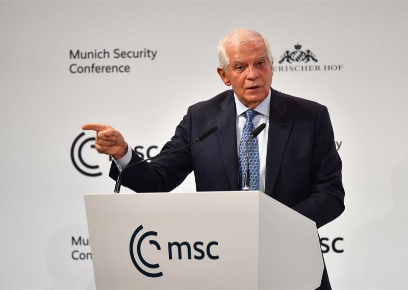 Borrell pozdravio nalog Međunarodnog kaznenog suda za uhićenje Putina