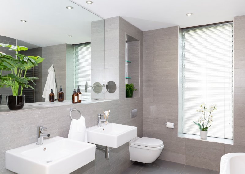 Tako pročišćeno i moderno: Preuredite kupaonicu detaljima u boji koja čini razliku