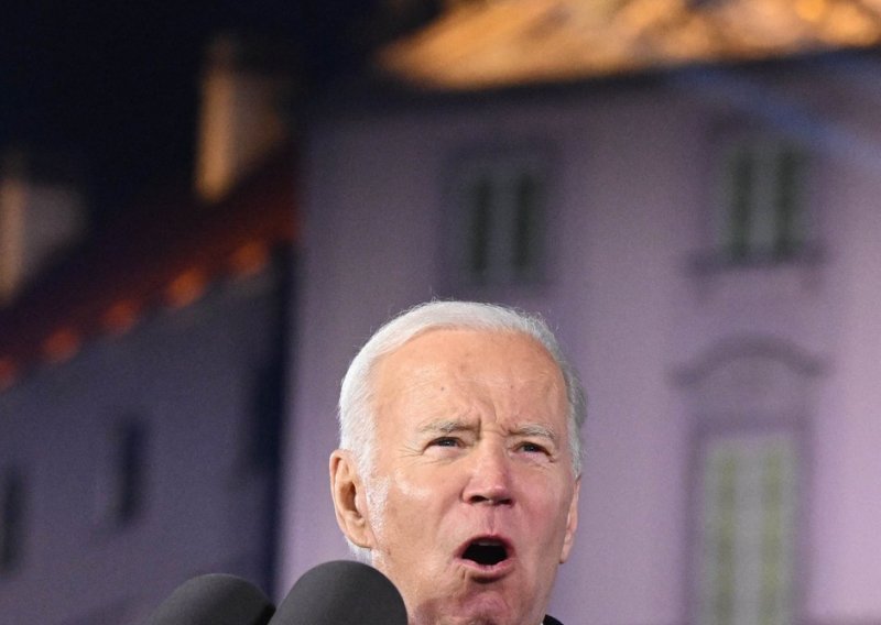 Biden potvrdio da će se kandidirati za drugi mandat, no kaže da mu se ne žuri s najavom