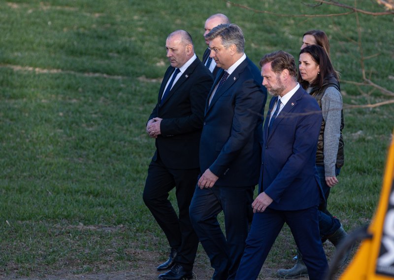 [FOTO/VIDEO] Plenković u Vukovaru: Dovoljno smo snažni da možemo izgurati sve projekte koje zamislimo