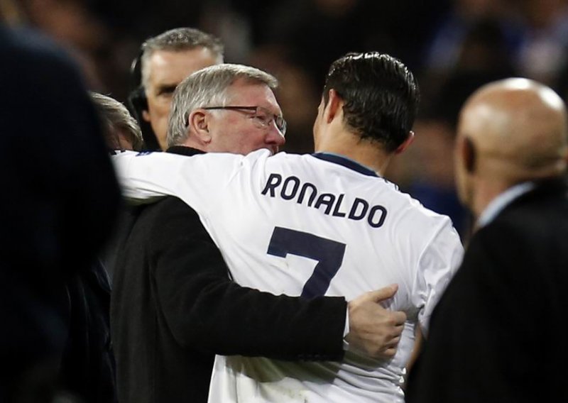 Sir Alex objasnio zašto mu je Ronaldo bolji od Messija