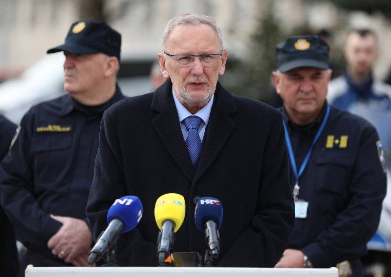 Božinović kaže da traje očevid na mjestu pogibije pirotehničara, prokomentirao je i trovanje zagrebačkih policajaca