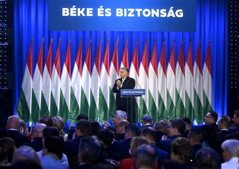 Orban o ratu u Ukrajini: Prva je etapa, pregovorima postići prekid vatre