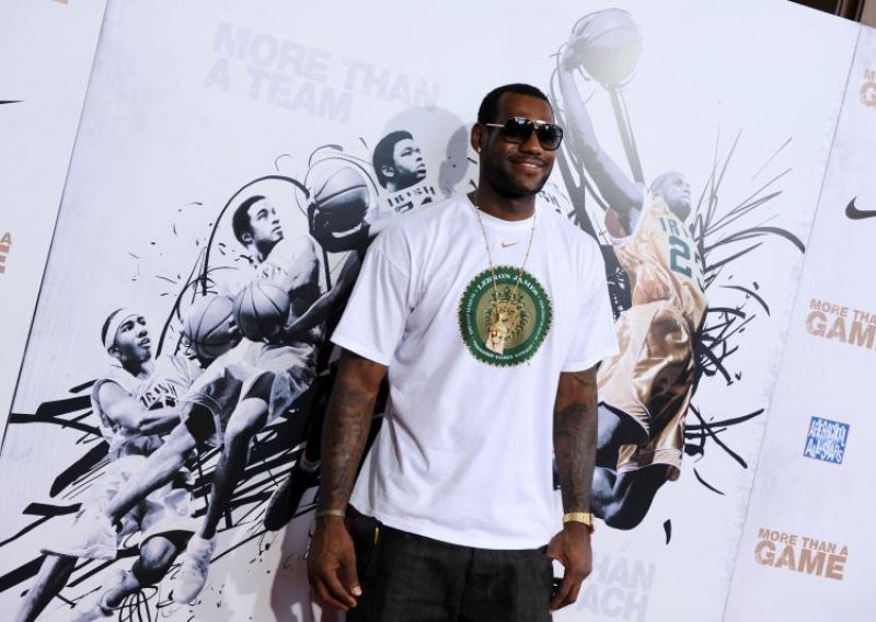 LeBron najmlađi među najbogatijima