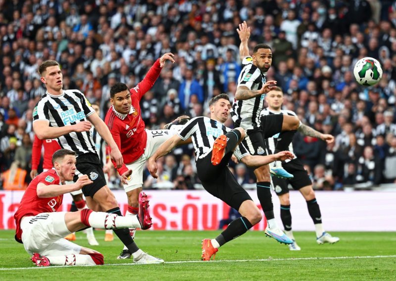 [FOTO] Manchester United nakon šet godina suše napokon osvojio trofej; 'crveni vragovi' su na Wembleyu uzeli Liga kup