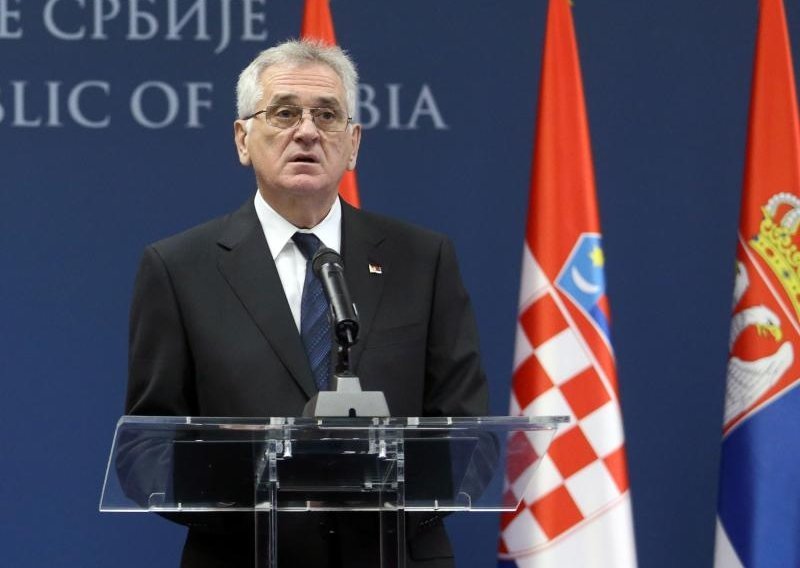 Nikolić: Proglašenje Stepinca svecem narušilo bi odnose Srbije i Hrvatske