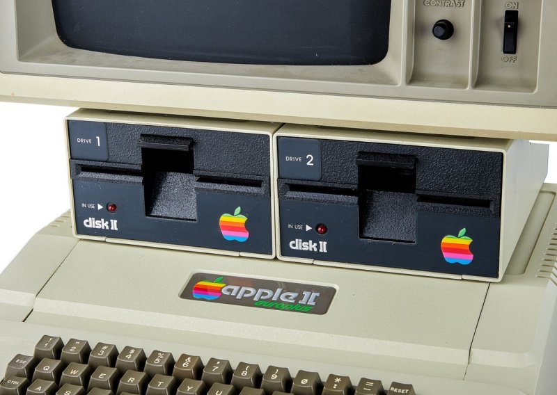 Oko 500 Appleovih retro računala i gadgeta na aukciji, ovo je odlična prilika da ugrabite komadić povijesti