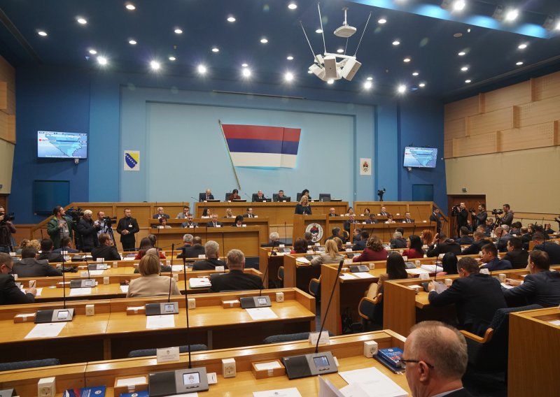 Sud u BiH zabranio provedbu zakona Republike Srpske, odluka stupa na snagu odmah