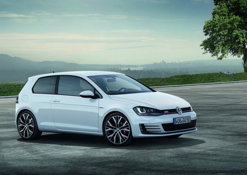 Volkswagen Golf je europski automobil godine