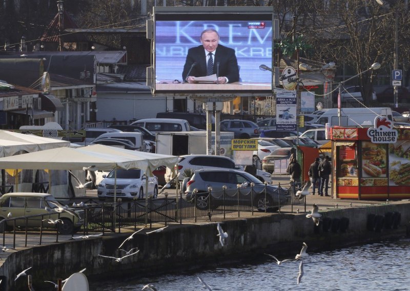 Putin za Bild: Ako se Kosovo moglo odcijepiti, može i Krim